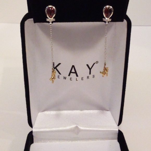 ---- - Picture 3 of 9